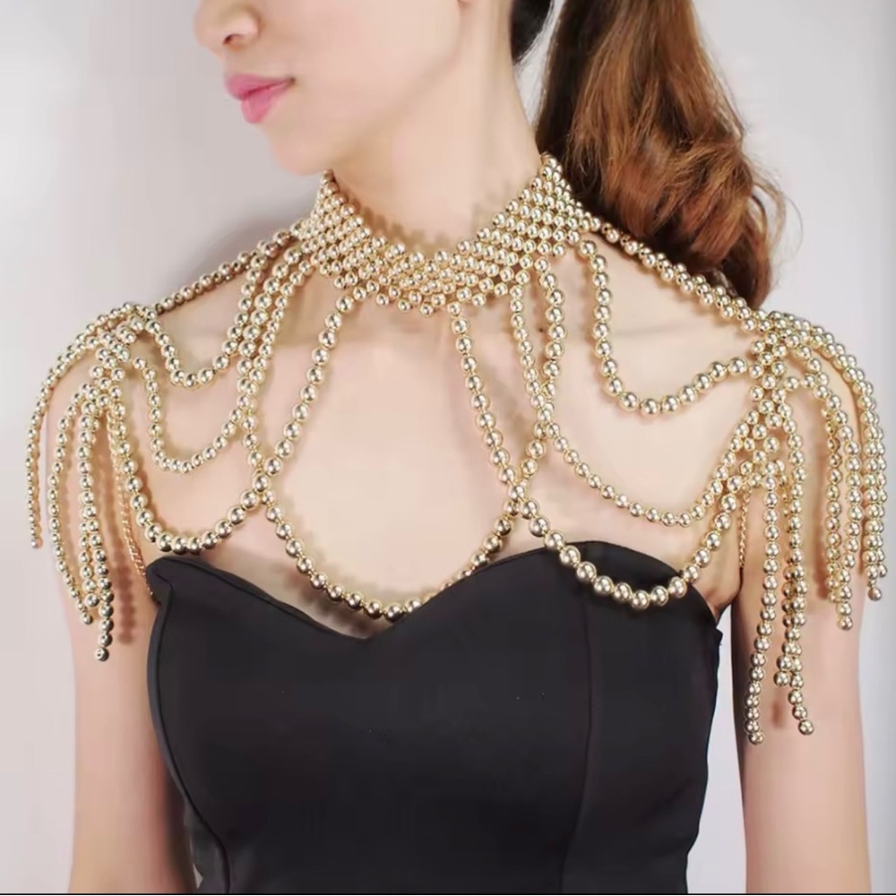 Source Unknown Gold Beaded Necklace
